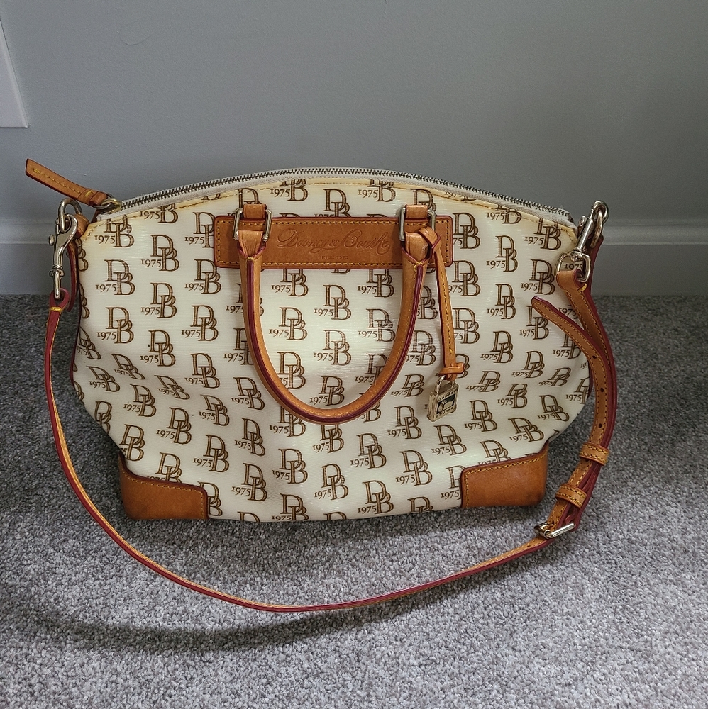Dooney & Bourke handbag